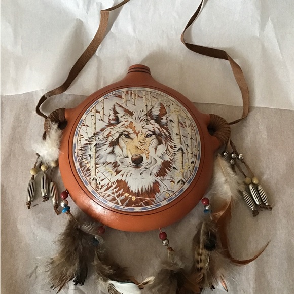 American Indian Canteen - Picture 2 of 5